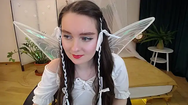 CloudGrace online show from March 16, 2025, 6:12 pm