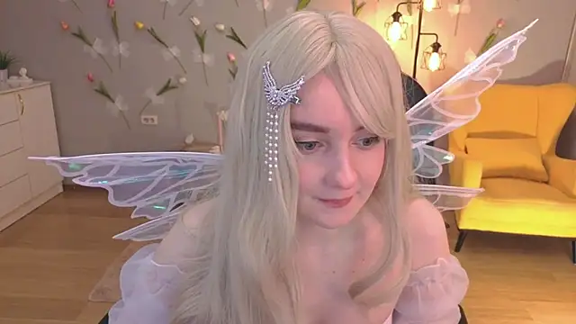 Snapshot of CloudGrace chatting on April 26, 2026, 3:15 am CloudGrace online show from April 26, 2026, 3:15 am