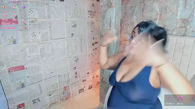 Snapshot of AranzaLatinBlacks chatting on February 8, 2025, 11:13 pm AranzaLatinBlacks online show from February 8, 2025, 11:13 pm