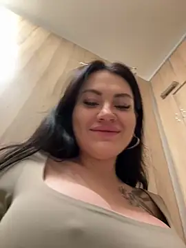 Wet  Bunny online show from March 10, 2025, 9:43 am