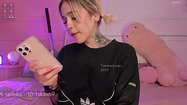  Tammara  online show from January 18, 2025, 5:37 pm