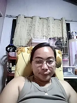 asianwet4u online show from March 13, 2025, 2:01 pm