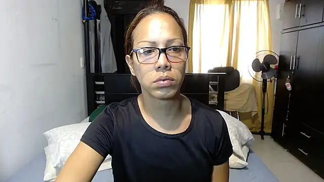 sensual nataliee online show from March 5, 2025, 2:12 pm