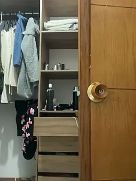 moniquerainx online show from March 22, 2026, 12:47 am