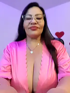 Snapshot of esmeralda_milf chatting on February 27, 2026, 8:09 pm esmeralda milf online show from February 27, 2026, 8:09 pm