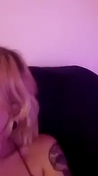 Snapshot of Rabit_Snake chatting on December 5, 2024, 3:37 am Rabit Snake online show from December 5, 2024, 3:37 am