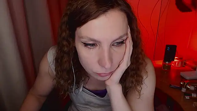 JohansonKatie online show from January 15, 2025, 1:31 pm