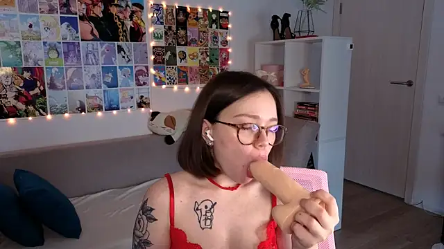 Snapshot of MilenaSaint chatting on February 13, 2025, 8:48 am MilenaSaint online show from February 13, 2025, 8:48 am