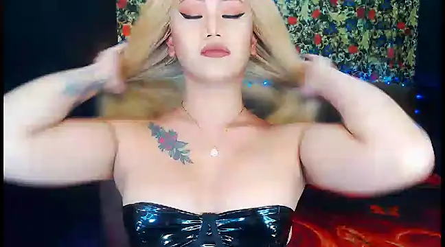 KylieMaxwellCaulfield TS online show from December 4, 2024, 7:34 pm