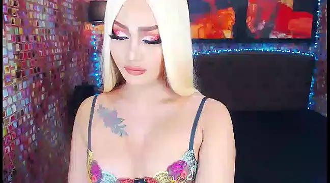 KylieMaxwellCaulfield TS online show from February 12, 2025, 1:09 am