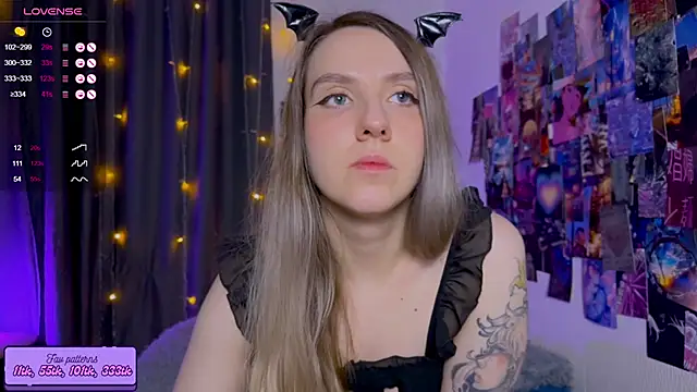 HotaruTomo online show from September 14, 2025, 9:47 pm