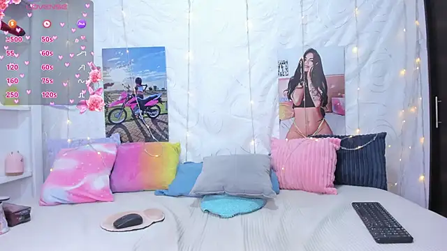 bianca lindaa online show from October 31, 2025, 11:22 am