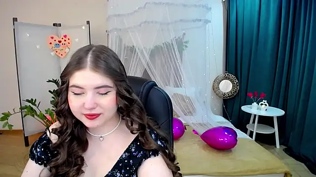 NicoleFoxery online show from February 21, 2025, 3:23 am