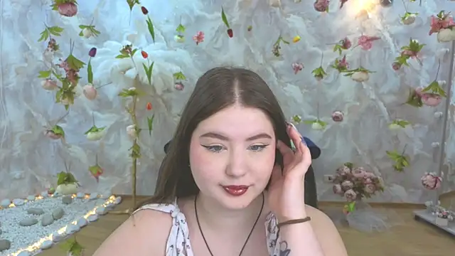Snapshot of NicoleFoxery chatting on April 25, 2026, 6:27 pm NicoleFoxery online show from April 25, 2026, 6:27 pm