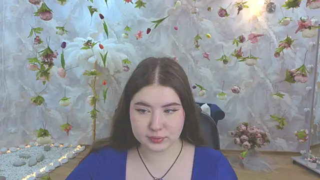 Snapshot of NicoleFoxery chatting on April 26, 2026, 8:17 pm NicoleFoxery online show from April 26, 2026, 8:17 pm