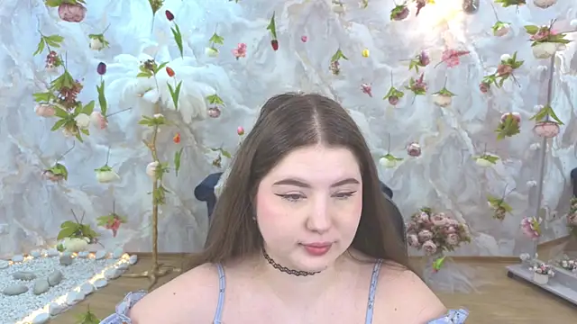 Snapshot of NicoleFoxery chatting on May 1, 2026, 6:23 pm NicoleFoxery online show from May 1, 2026, 6:23 pm