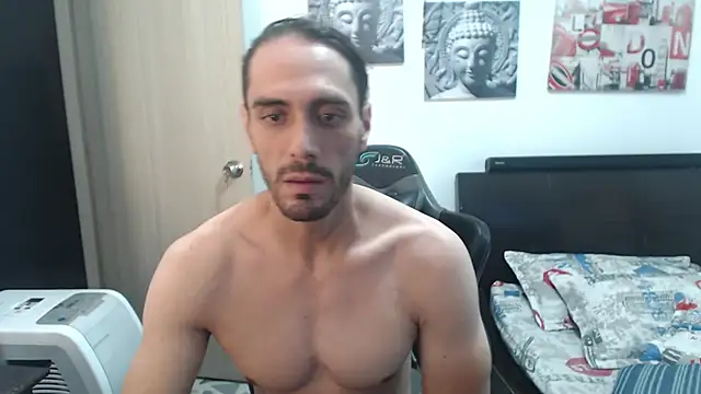 samuelgarcia  online show from January 3, 2025, 2:08 pm