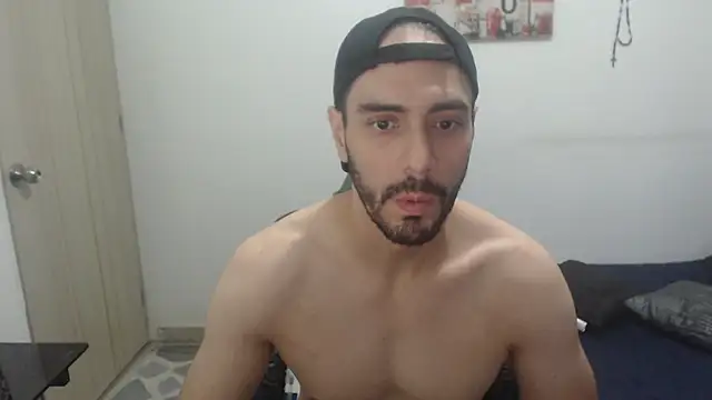 samuelgarcia  online show from September 14, 2025, 11:20 am