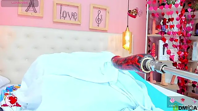 leylla  online show from March 1, 2025, 11:37 pm