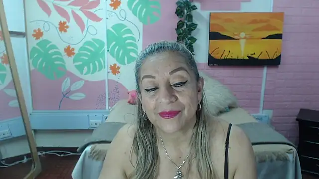 ZAMANTHA online show from September 11, 2025, 4:18 pm