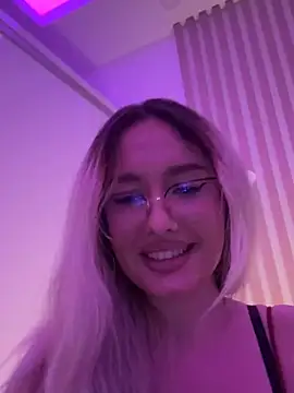 mollyxxx online show from December 20, 2025, 9:11 pm