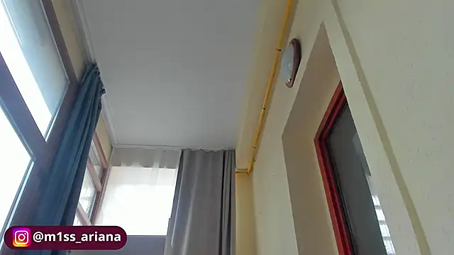 Miss Ariana  online show from November 19, 2025, 7:52 am