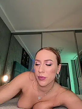 Snapshot of RockQueen_A chatting on December 2, 2025, 4:51 am RockQueen A online show from December 2, 2025, 4:51 am