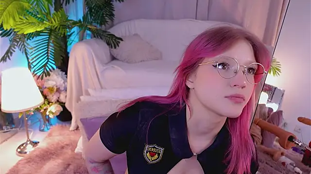 Crazy Wine online show from March 1, 2025, 7:04 pm