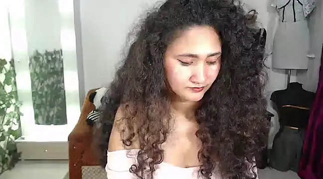 Snapshot of Petite_schoolgirlx chatting on March 18, 2025, 5:20 am Petite schoolgirlx online show from March 18, 2025, 5:20 am