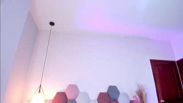 JupiteFox online show from January 31, 2025, 9:05 pm