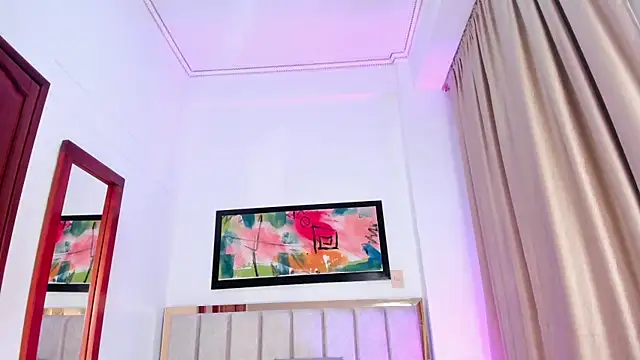 JupiteFox online show from February 14, 2025, 12:51 am