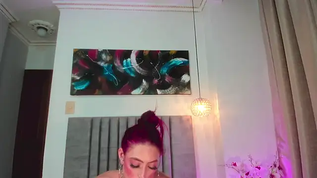 JupiteFox online show from October 7, 2025, 9:34 pm