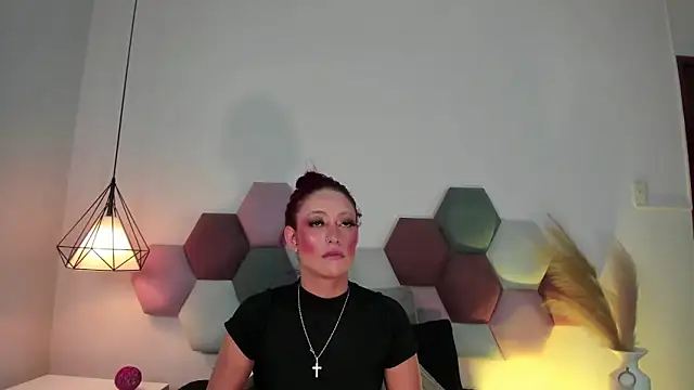 JupiteFox online show from October 20, 2025, 10:54 pm