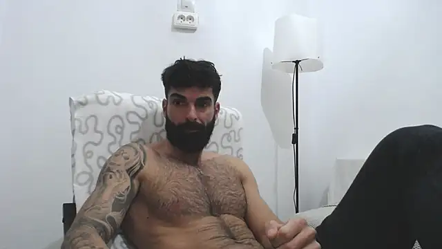 Verycutex online show from February 26, 2025, 5:50 pm