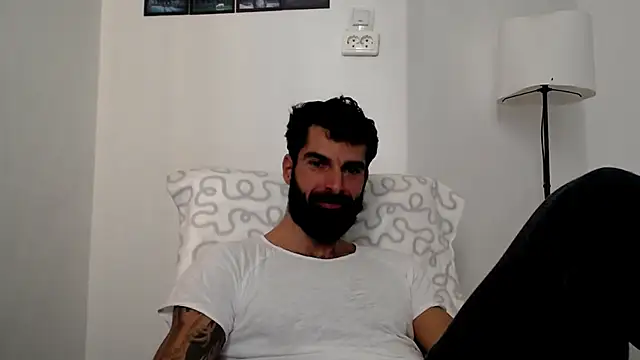 Verycutex online show from November 24, 2025, 8:36 am