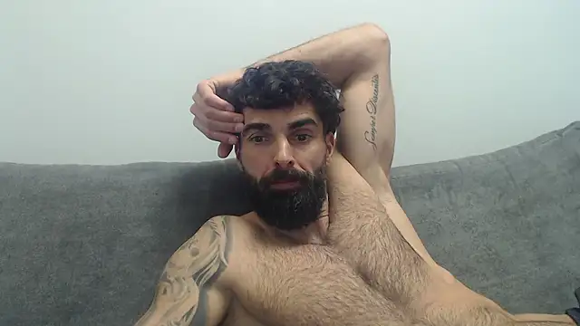 Verycutex online show from February 11, 2026, 7:19 pm