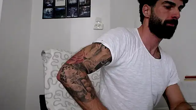 Verycutex online show from March 6, 2026, 8:11 am