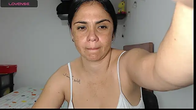 selena ferri online show from November 10, 2025, 12:31 am