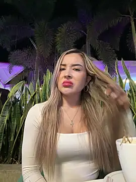 Snapshot of Alexa_seexy1 chatting on May 4, 2026, 12:06 am Alexa seexy1 online show from May 4, 2026, 12:06 am