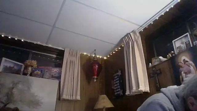 Makowboy online show from February 11, 2025, 6:08 am