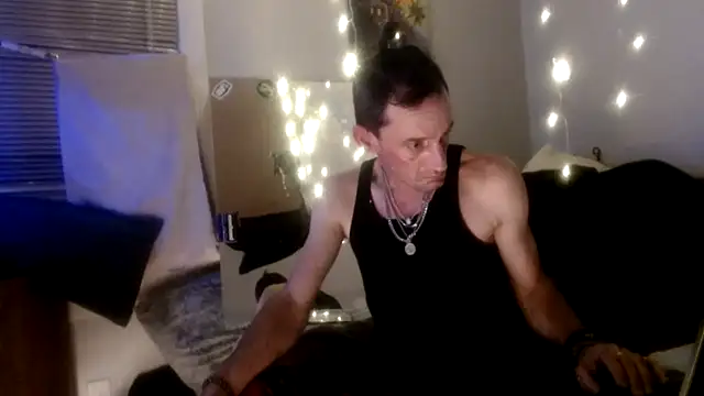 lickthecat online show from November 4, 2025, 12:59 pm