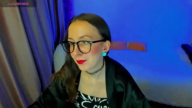 CurlySteph online show from February 7, 2026, 9:18 pm