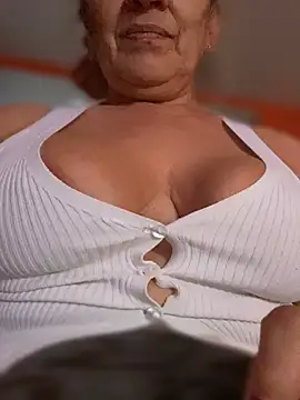 camelia3 online show from February 26, 2026, 4:17 pm