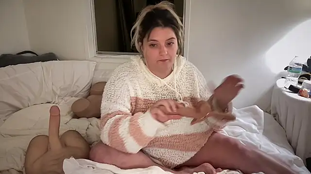 magicsparkles online show from December 13, 2024, 1:37 am