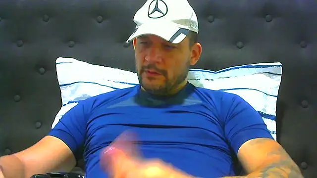 altenori112 online show from November 7, 2025, 2:33 am