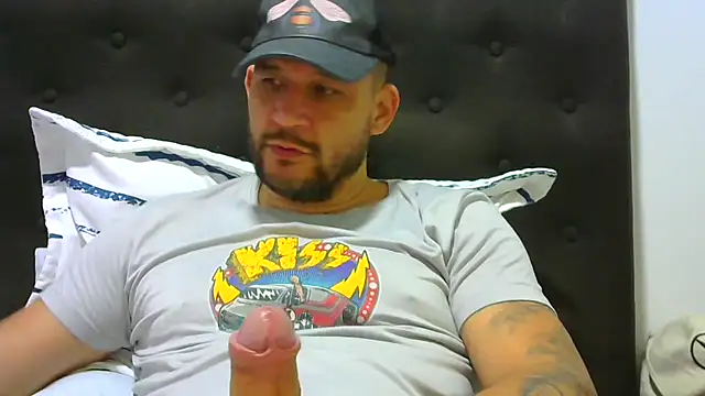 altenori112 online show from November 22, 2025, 7:57 pm