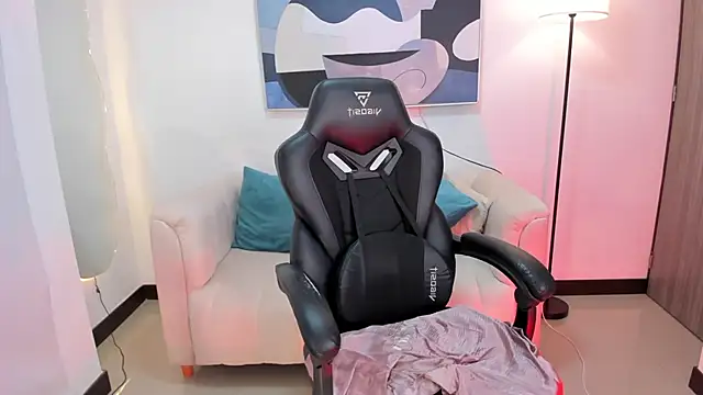 SaraParker  online show from February 19, 2026, 10:17 pm