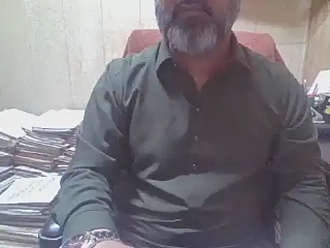 hairymaster95 online show from November 8, 2025, 5:51 am