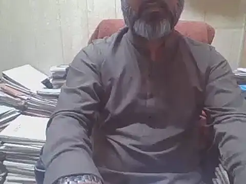 hairymaster95 online show from November 15, 2025, 6:55 am