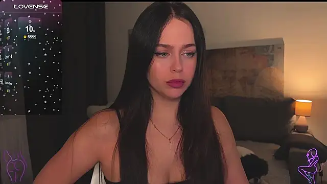 Megan Nilson online show from February 1, 2025, 3:50 pm